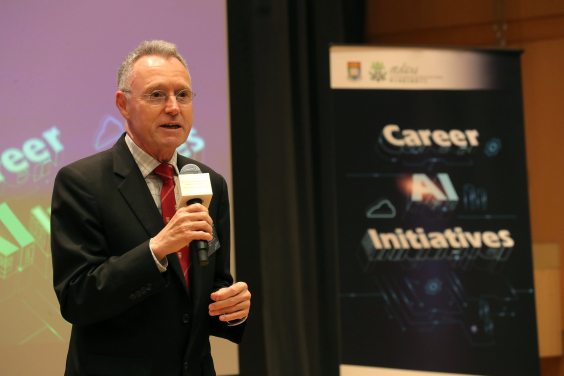 Professor Ian Holliday, Vice President and Pro-Vice-Chancellor (Teaching and Learning), HKU